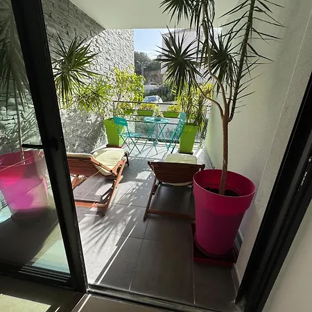 Luxury With Sea View, Parking *