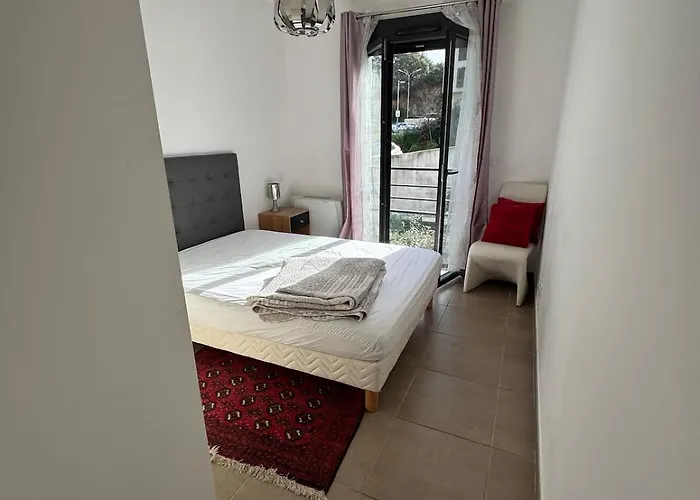 Luxury With Sea View, Parking דירה *